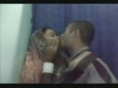 Die Jungs organisierten sofort reife geile frauenbilder einen geilen Dreier