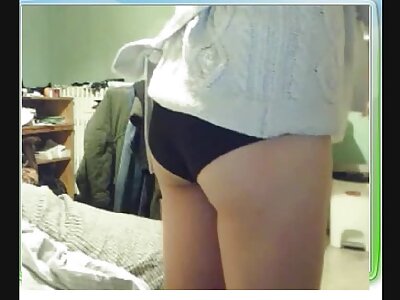 Pferd arbeitet hart reife hausfrau gefickt mit Begeisterung im Schokoladenmuschiwirbel