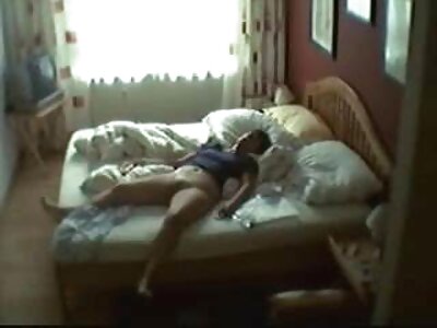 Sexy Prinzessin fickt einen Kunden mit einem Kuss. sexbilder reife frauen