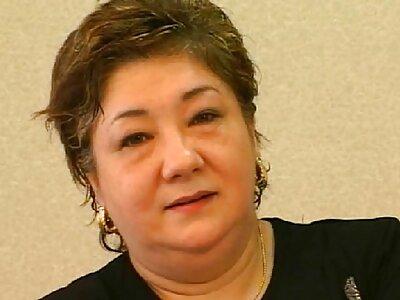 In schwarzen Strümpfen reitet ein Mädchen auf kostenlose sexfilme reife frauen dem Schwanz ihres Geliebten