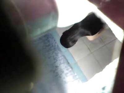 Vollbusige Frau fickt nach einem Kuss im Flur mit vollbusigem nackte reife weiber Cowboy