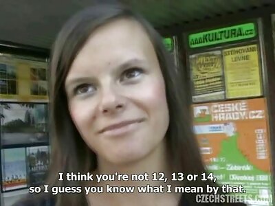 Dicker Mann ist wütend und fickt zwei Freunde aus dem Haus mit einem Kuss geiler sex mit reifen frauen