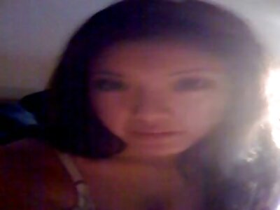 ein ernsthafter Lehrer pornos von reifen frauen fickt, nachdem eine Katze gefressen hat