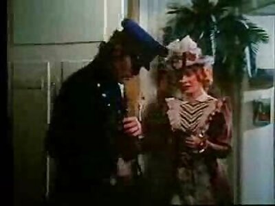 Aufgeregte Katze bekommt ein porno videos mit reifen frauen unübertroffenes Vergnügen