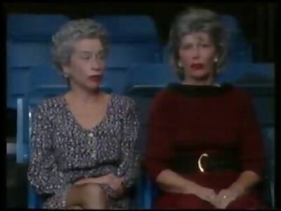 Ich war verabredet reife hausfrauen porno und habe leidenschaftlich ein Mädchen in Öl geküsst