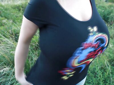 König rasiert und masturbiert im sex filme mit reifen frauen Badezimmer